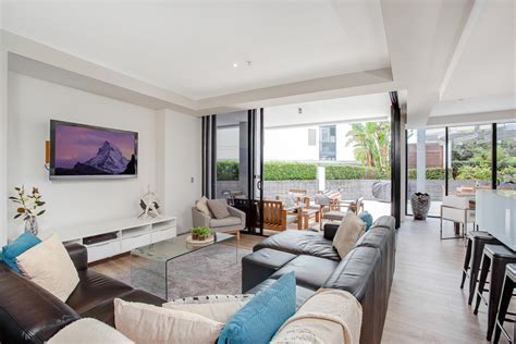 Experience Ultimate Relaxation at Tailsman Apartments in Broadbeach